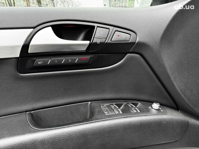 Білий Ауді Ку 7, об'ємом двигуна 3 л та пробігом 78 тис. км за 17490 $, фото 30 на Automoto.ua