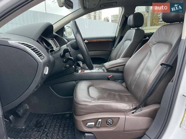 Білий Ауді Ку 7, об'ємом двигуна 3 л та пробігом 218 тис. км за 17990 $, фото 8 на Automoto.ua