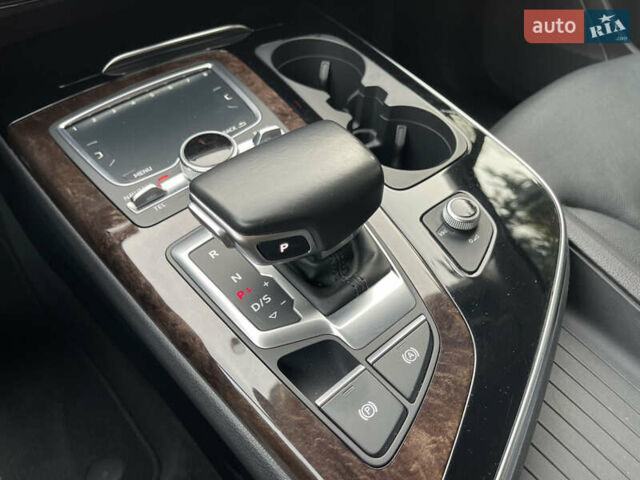 Белый Ауди Ку 7, объемом двигателя 2.97 л и пробегом 124 тыс. км за 36000 $, фото 47 на Automoto.ua