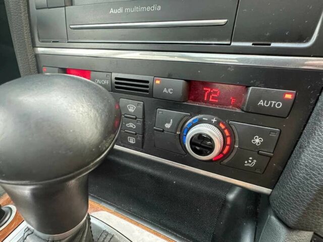 Белый Ауди Ку 7, объемом двигателя 3 л и пробегом 77 тыс. км за 7000 $, фото 9 на Automoto.ua