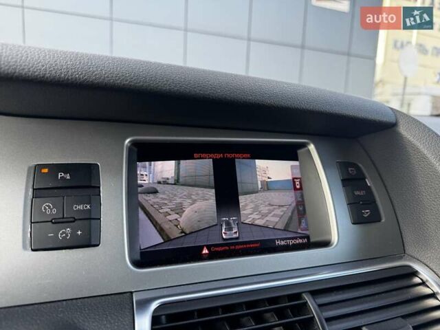 Білий Ауді Ку 7, об'ємом двигуна 3 л та пробігом 125 тис. км за 21000 $, фото 30 на Automoto.ua