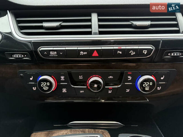 Белый Ауди Ку 7, объемом двигателя 2.97 л и пробегом 252 тыс. км за 27500 $, фото 14 на Automoto.ua