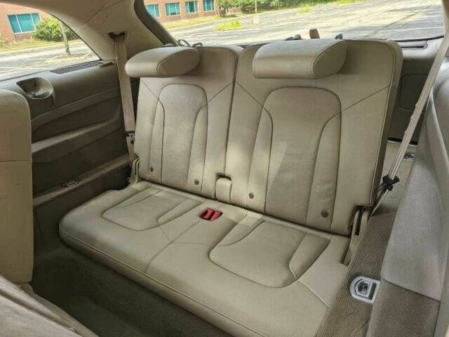 Білий Ауді Ку 7, об'ємом двигуна 3 л та пробігом 113 тис. км за 3000 $, фото 12 на Automoto.ua