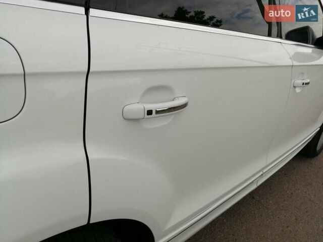 Ауди Ку 7 2015 в Полтаве на Automoto.ua Белый Ауди Ку 7, объемом двигателя 3 л и пробегом 118 тыс. км за 20500 $, фото 15 на Automoto.ua