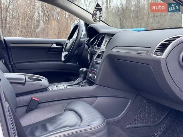 Белый Ауди Ку 7, объемом двигателя 2.97 л и пробегом 180 тыс. км за 23800 $, фото 18 на Automoto.ua