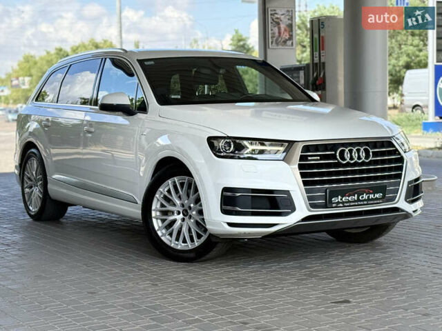 Білий Ауді Ку 7, об'ємом двигуна 3 л та пробігом 231 тис. км за 31999 $, фото 2 на Automoto.ua