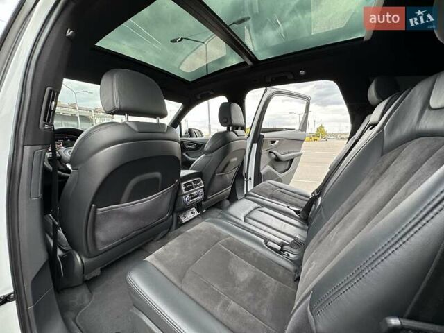 Белый Ауди Ку 7, объемом двигателя 2.97 л и пробегом 170 тыс. км за 37500 $, фото 51 на Automoto.ua
