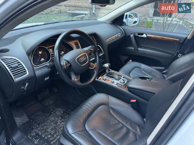 Білий Ауді Ку 7, об'ємом двигуна 2.97 л та пробігом 270 тис. км за 18800 $, фото 3 на Automoto.ua