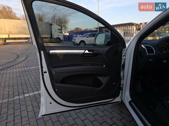 Белый Ауди Ку 7, объемом двигателя 2.97 л и пробегом 220 тыс. км за 24000 $, фото 22 на Automoto.ua