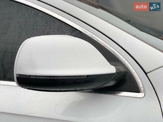 Білий Ауді Ку 7, об'ємом двигуна 3 л та пробігом 205 тис. км за 15890 $, фото 4 на Automoto.ua