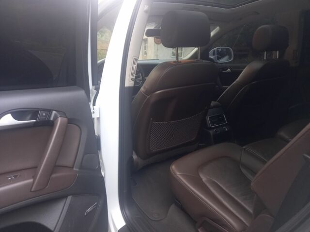 Белый Ауди Ку 7, объемом двигателя 3 л и пробегом 186 тыс. км за 18888 $, фото 9 на Automoto.ua