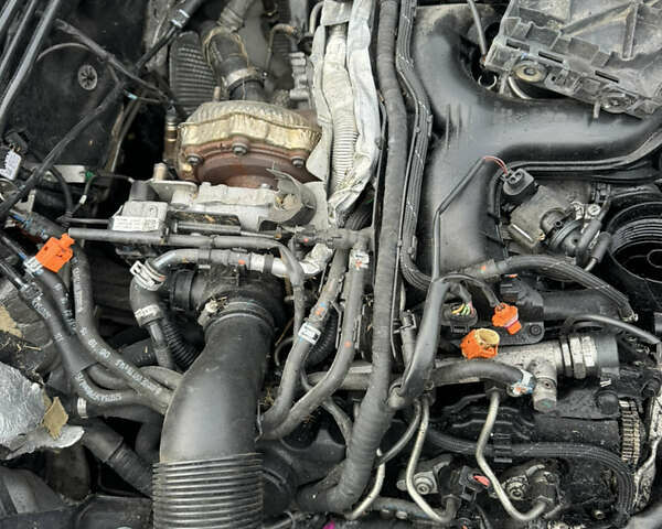Белый Ауди Ку 7, объемом двигателя 2.97 л и пробегом 250 тыс. км за 4499 $, фото 7 на Automoto.ua