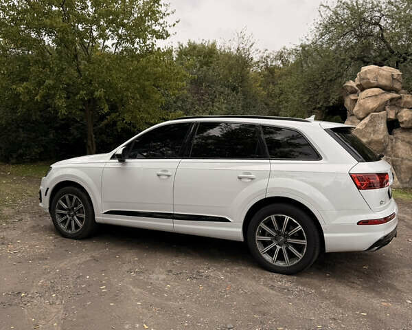 Ауди Ку 7 2016 в Одессе на Automoto.ua Белый Ауди Ку 7, объемом двигателя 3 л и пробегом 229 тыс. км за 35000 $, фото 6 на Automoto.ua