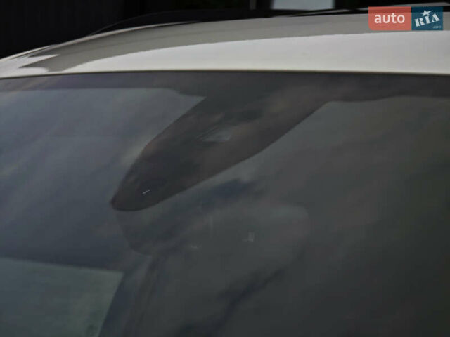 Белый Ауди Ку 7, объемом двигателя 3 л и пробегом 161 тыс. км за 47000 $, фото 14 на Automoto.ua