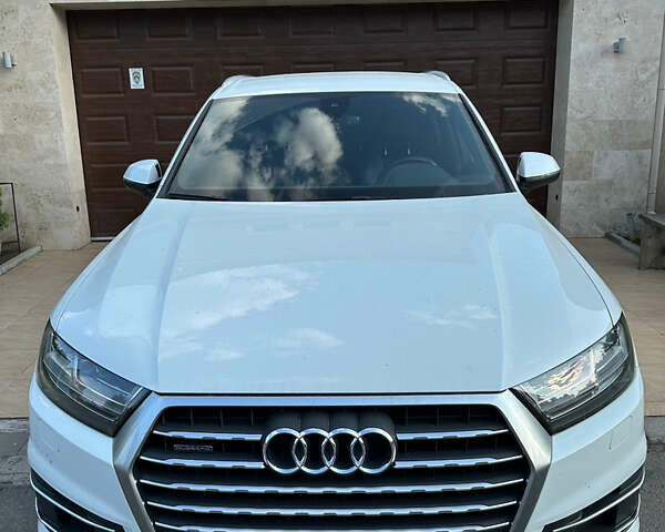 Белый Ауди Ку 7, объемом двигателя 2.97 л и пробегом 63 тыс. км за 43800 $, фото 8 на Automoto.ua