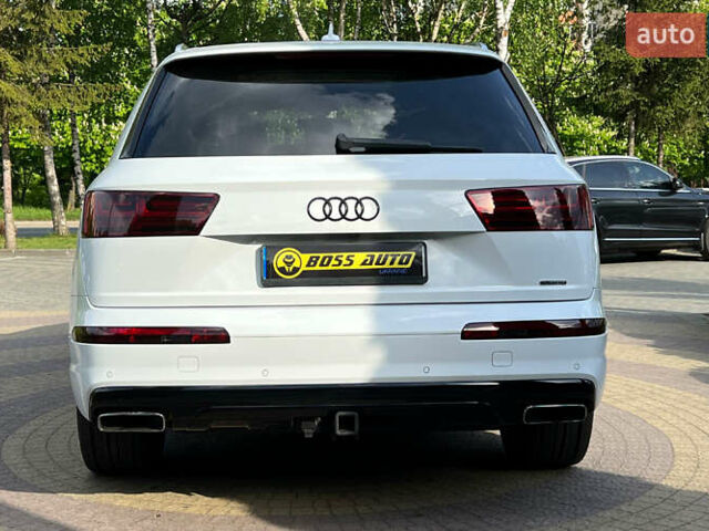 Белый Ауди Ку 7, объемом двигателя 3 л и пробегом 117 тыс. км за 35300 $, фото 5 на Automoto.ua