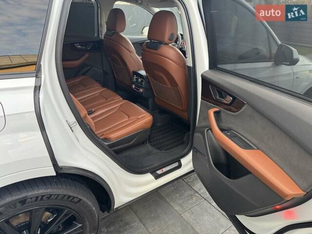 Білий Ауді Ку 7, об'ємом двигуна 2.97 л та пробігом 225 тис. км за 35500 $, фото 31 на Automoto.ua