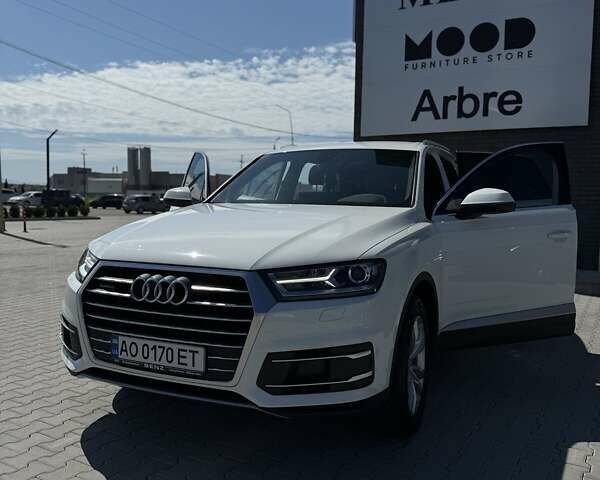 Ауді Ку 7 2016 у Хусте на Automoto.ua Білий Ауді Ку 7, об'ємом двигуна 2.97 л та пробігом 103 тис. км за 39990 $, фото 5 на Automoto.ua