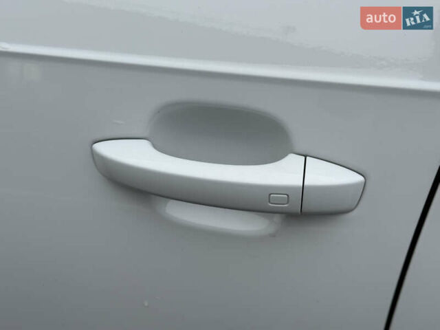 Белый Ауди Ку 7, объемом двигателя 3 л и пробегом 296 тыс. км за 19700 $, фото 33 на Automoto.ua