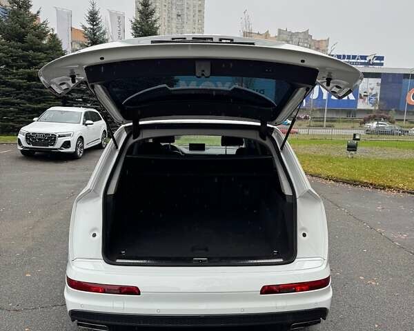 Белый Ауди Ку 7, объемом двигателя 3 л и пробегом 184 тыс. км за 32500 $, фото 22 на Automoto.ua