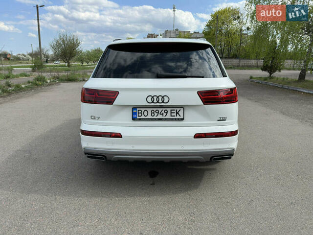Белый Ауди Ку 7, объемом двигателя 2.97 л и пробегом 284 тыс. км за 37000 $, фото 5 на Automoto.ua