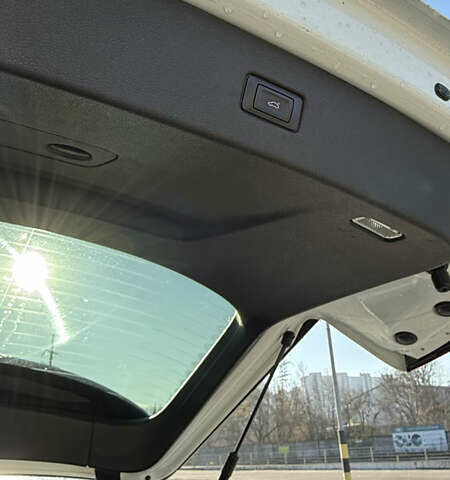 Білий Ауді Ку 7, об'ємом двигуна 2.97 л та пробігом 230 тис. км за 34800 $, фото 26 на Automoto.ua