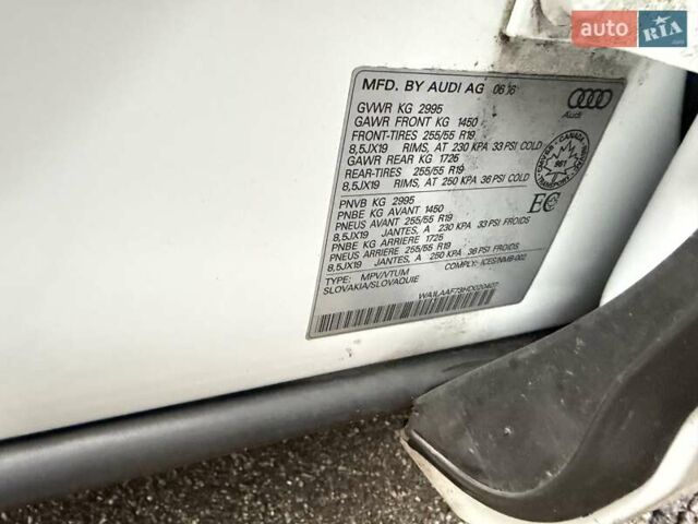 Белый Ауди Ку 7, объемом двигателя 3 л и пробегом 122 тыс. км за 27000 $, фото 13 на Automoto.ua