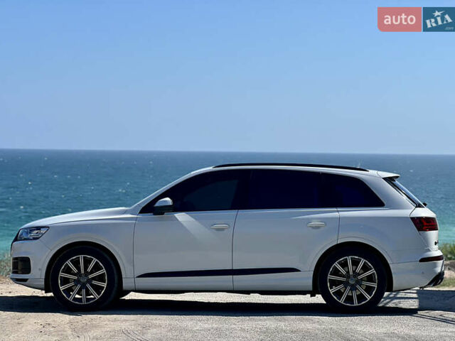 Белый Ауди Ку 7, объемом двигателя 2.97 л и пробегом 115 тыс. км за 40500 $, фото 4 на Automoto.ua