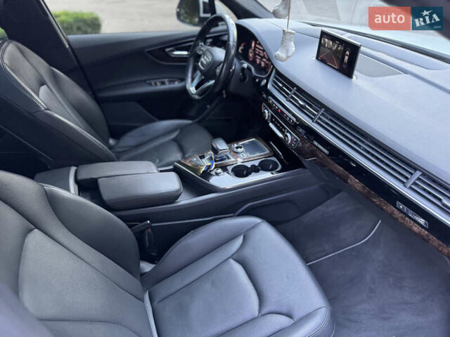 Ауди Ку 7 2016 в Киеве на Automoto.ua Белый Ауди Ку 7, объемом двигателя 3 л и пробегом 231 тыс. км за 29900 $, фото 76 на Automoto.ua