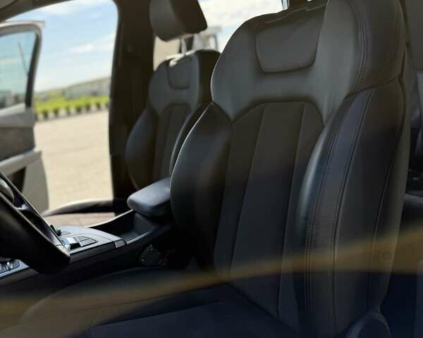 Ауді Ку 7 2016 у Хусте на Automoto.ua Білий Ауді Ку 7, об'ємом двигуна 2.97 л та пробігом 103 тис. км за 39990 $, фото 9 на Automoto.ua