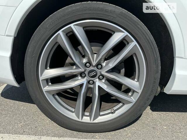 Білий Ауді Ку 7, об'ємом двигуна 2.97 л та пробігом 202 тис. км за 46900 $, фото 23 на Automoto.ua