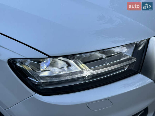 Ауди Ку 7 2016 в Киеве на Automoto.ua Белый Ауди Ку 7, объемом двигателя 3 л и пробегом 231 тыс. км за 29900 $, фото 30 на Automoto.ua