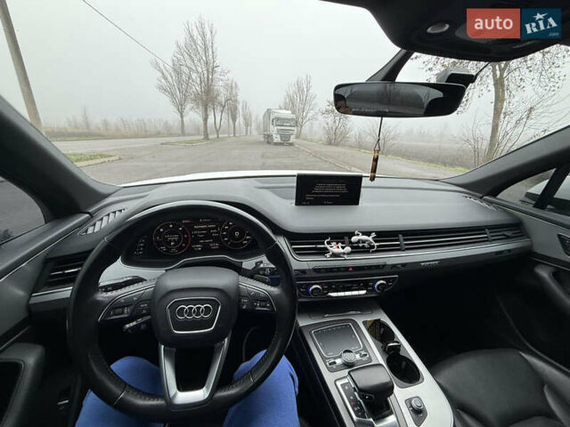 Белый Ауди Ку 7, объемом двигателя 2.97 л и пробегом 152 тыс. км за 39000 $, фото 9 на Automoto.ua