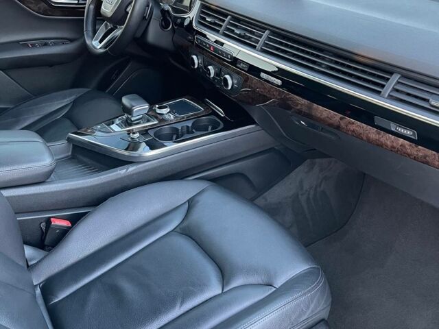 Ауди Ку 7 2016 в Львове на Automoto.ua Белый Ауди Ку 7, объемом двигателя 3 л и пробегом 254 тыс. км за 20900 $, фото 24 на Automoto.ua