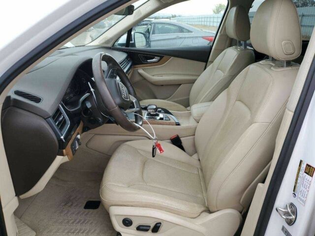 Білий Ауді Ку 7, об'ємом двигуна 3 л та пробігом 205 тис. км за 7200 $, фото 9 на Automoto.ua