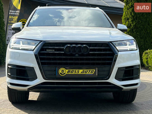 Белый Ауди Ку 7, объемом двигателя 3 л и пробегом 117 тыс. км за 35300 $, фото 1 на Automoto.ua