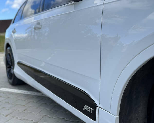 Белый Ауди Ку 7, объемом двигателя 2.97 л и пробегом 208 тыс. км за 48000 $, фото 32 на Automoto.ua