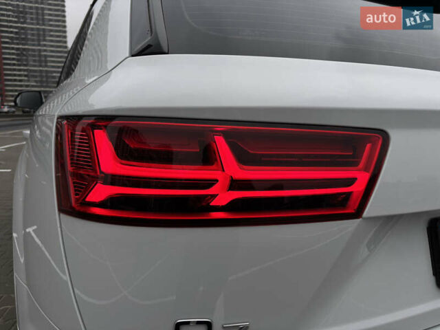 Белый Ауди Ку 7, объемом двигателя 2.97 л и пробегом 141 тыс. км за 43000 $, фото 4 на Automoto.ua