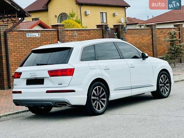 Белый Ауди Ку 7, объемом двигателя 2.97 л и пробегом 160 тыс. км за 34200 $, фото 3 на Automoto.ua