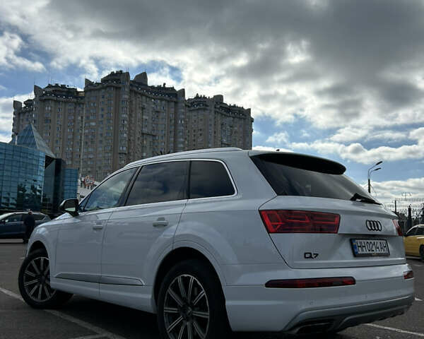Белый Ауди Ку 7, объемом двигателя 3 л и пробегом 92 тыс. км за 32000 $, фото 6 на Automoto.ua