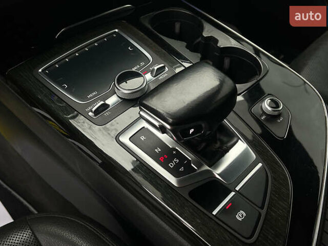 Білий Ауді Ку 7, об'ємом двигуна 3 л та пробігом 219 тис. км за 26999 $, фото 15 на Automoto.ua