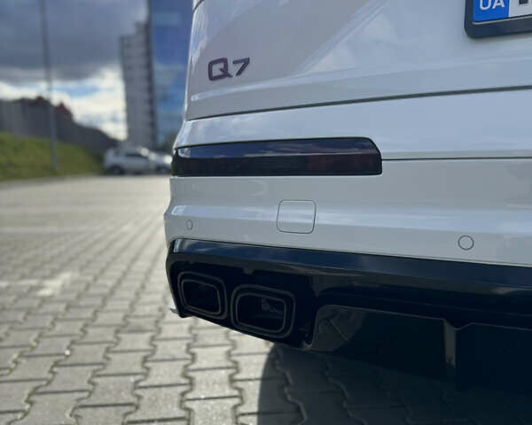 Белый Ауди Ку 7, объемом двигателя 2.97 л и пробегом 208 тыс. км за 48000 $, фото 13 на Automoto.ua