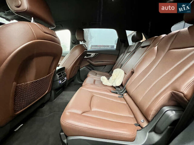 Белый Ауди Ку 7, объемом двигателя 2.97 л и пробегом 169 тыс. км за 38000 $, фото 14 на Automoto.ua