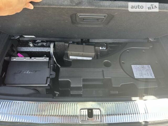 Білий Ауді Ку 7, об'ємом двигуна 2.97 л та пробігом 202 тис. км за 46900 $, фото 69 на Automoto.ua