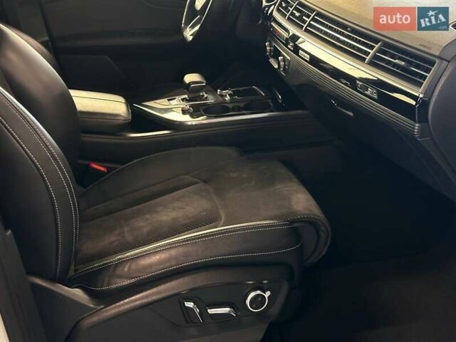 Белый Ауди Ку 7, объемом двигателя 2.97 л и пробегом 216 тыс. км за 37900 $, фото 38 на Automoto.ua