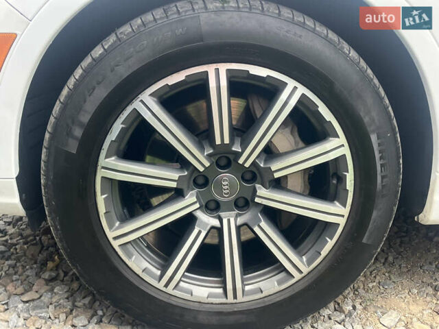 Белый Ауди Ку 7, объемом двигателя 3 л и пробегом 182 тыс. км за 27490 $, фото 9 на Automoto.ua