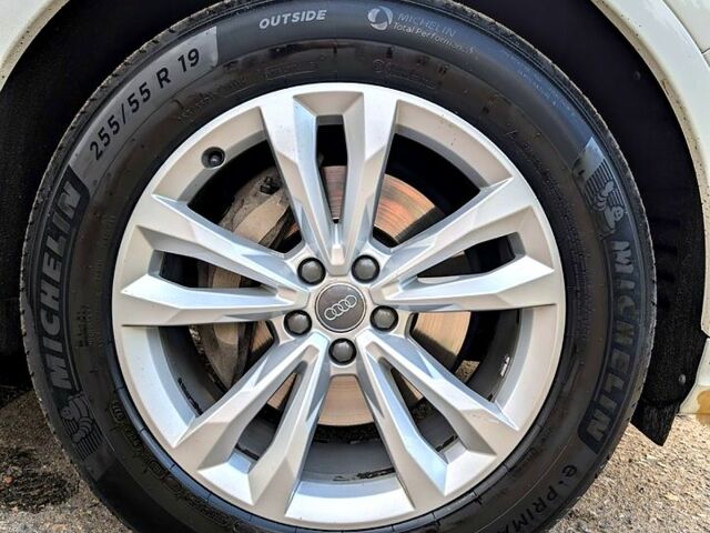 Белый Ауди Ку 7, объемом двигателя 3 л и пробегом 239 тыс. км за 28900 $, фото 9 на Automoto.ua