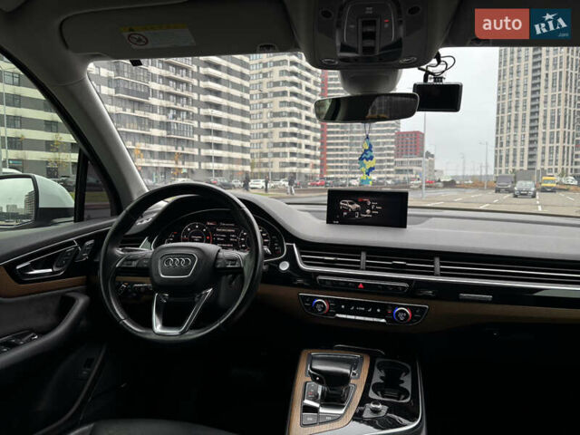 Белый Ауди Ку 7, объемом двигателя 2.97 л и пробегом 141 тыс. км за 43000 $, фото 9 на Automoto.ua