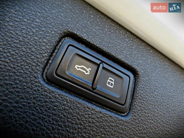 Белый Ауди Ку 7, объемом двигателя 2.97 л и пробегом 202 тыс. км за 43000 $, фото 43 на Automoto.ua