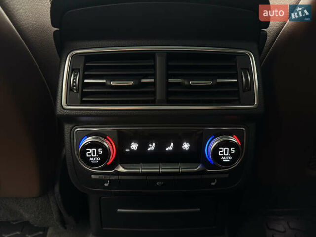 Белый Ауди Ку 7, объемом двигателя 3 л и пробегом 184 тыс. км за 27500 $, фото 14 на Automoto.ua